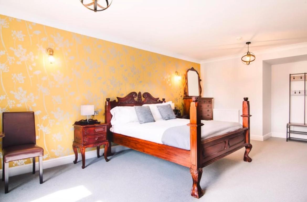 Cricklade House Hotel, Sure Hotel Collection By Best Western Exterior photo