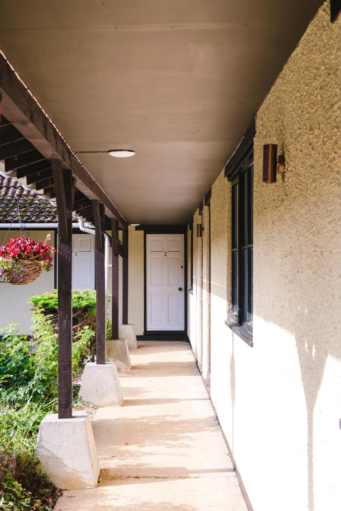 Cricklade House Hotel, Sure Hotel Collection By Best Western Exterior photo