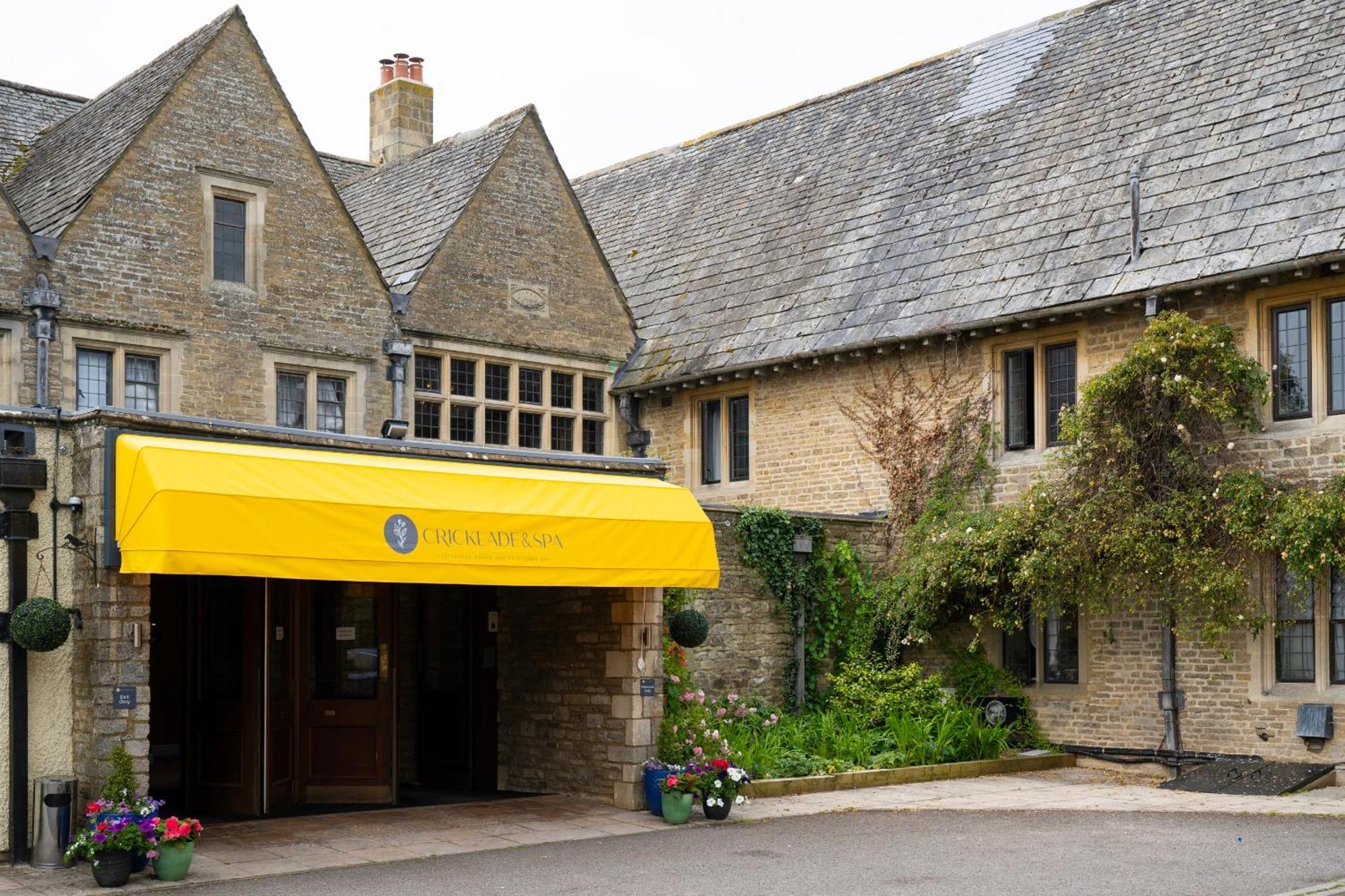 Cricklade House Hotel, Sure Hotel Collection By Best Western Exterior photo